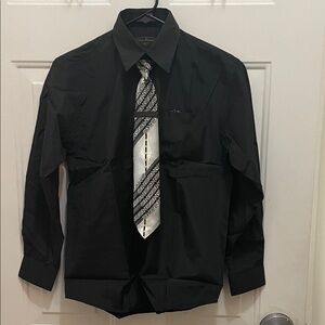 ENRICO ROSSINI:Boy’s Size 14Black Dress Shirt with Tie